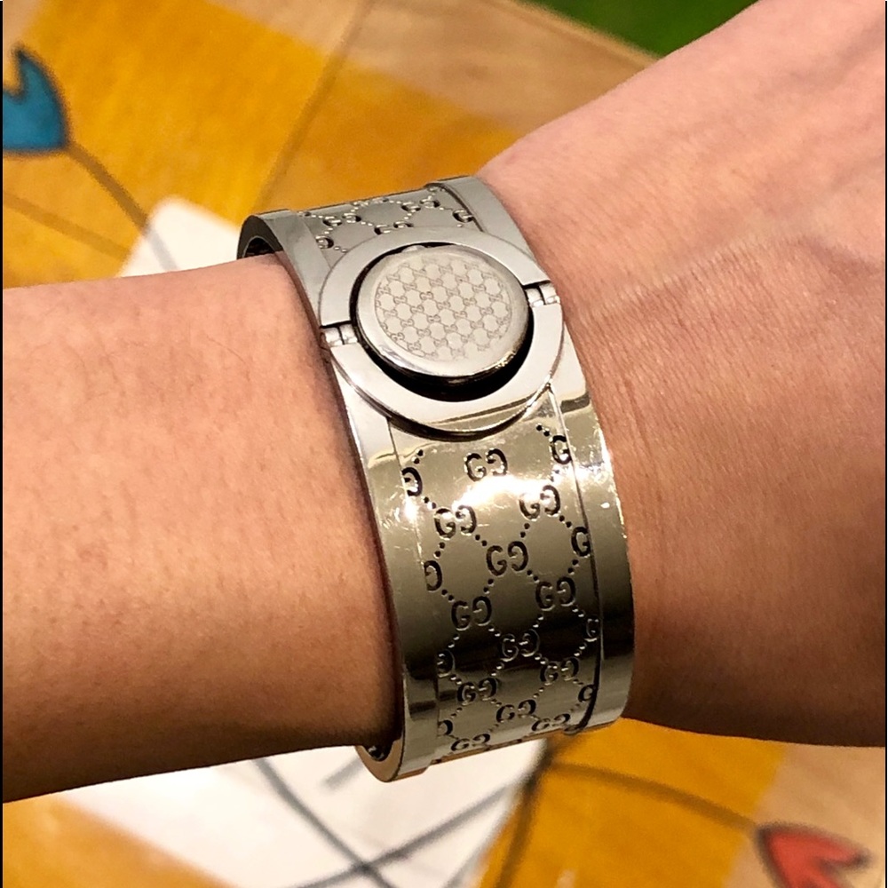 Gucci extra pics - Picture 4 of 5